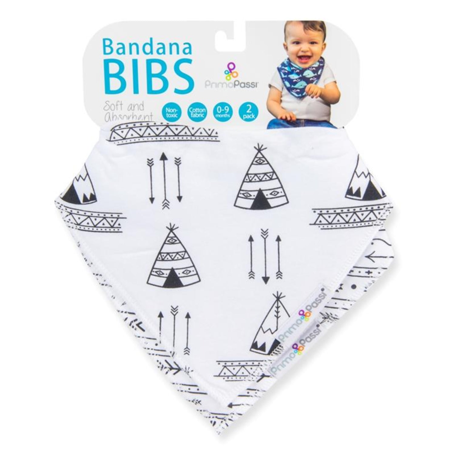 Primo Passi 2-pack bandana bib featuring a black-and-white teepee and arrow print. The soft, absorbent bib is displayed in front of its retail packaging, highlighting its stylish design for babies ages 0–9 months.